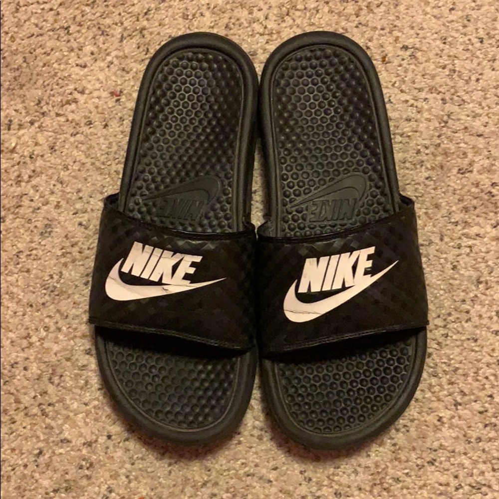 Nike slides